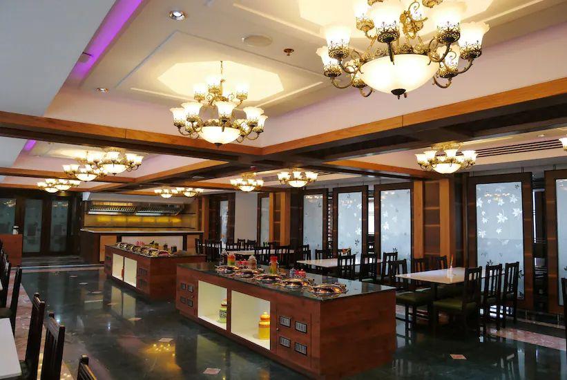 HOTEL HILLS TIRUPATTUR